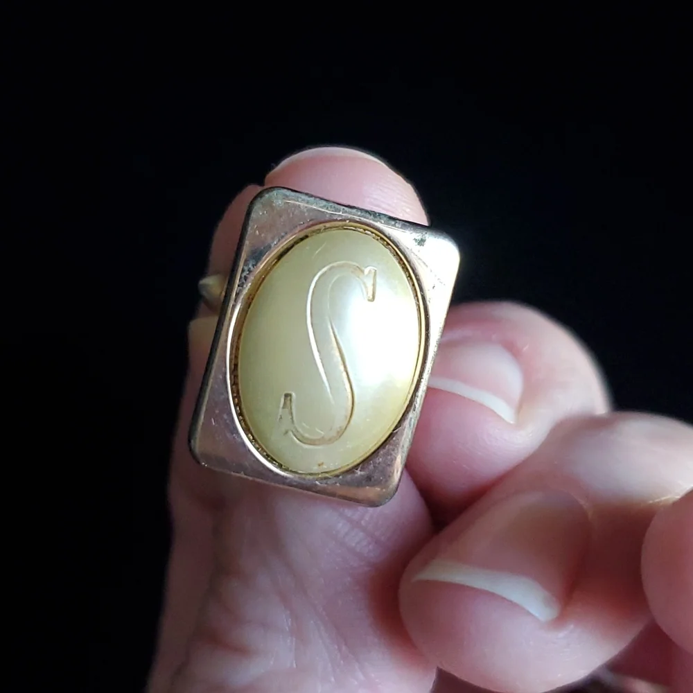 Vintage SWANK S Monogram Gold Tone Cuff Links
